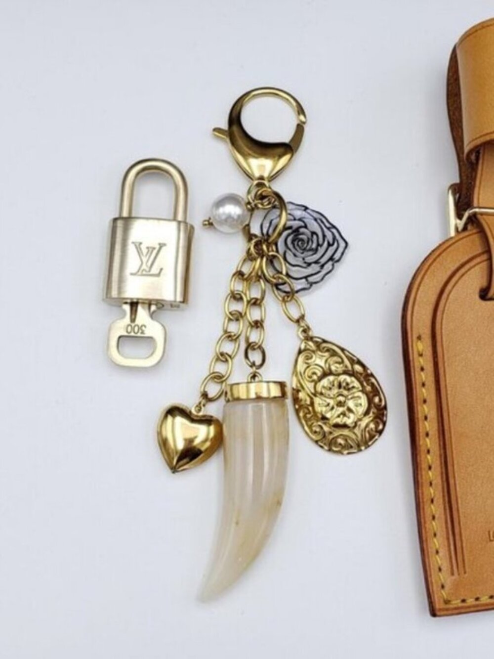 Authentic Louis Vuitton Luggage Nametag and Gold Padlock with Unbranded Keycharm - Picture 14 of 14